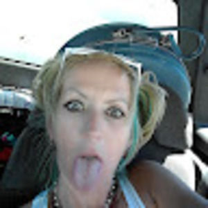 Meet your Posher, Phoebe